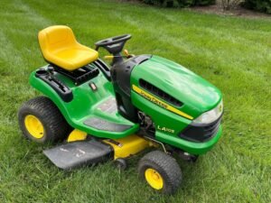 lawn tractor